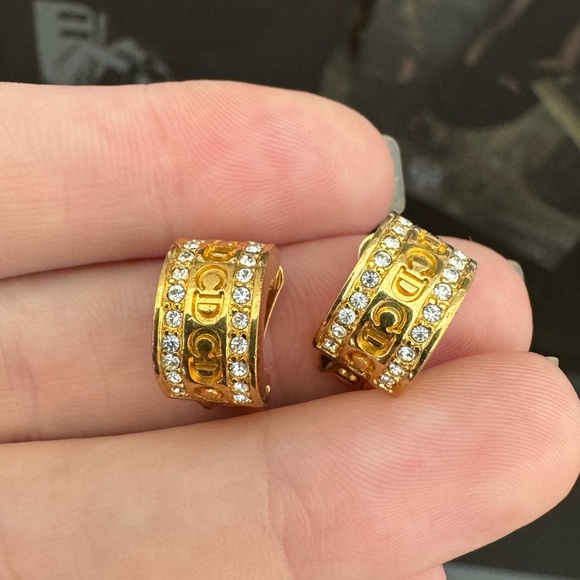 LOT 2236 18K gold plated Dior vintage clip on earrings - Picture 1 of 6